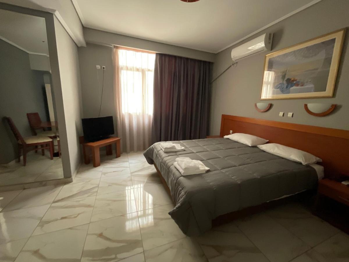 Piraeus Acropole Hotel מראה חיצוני תמונה